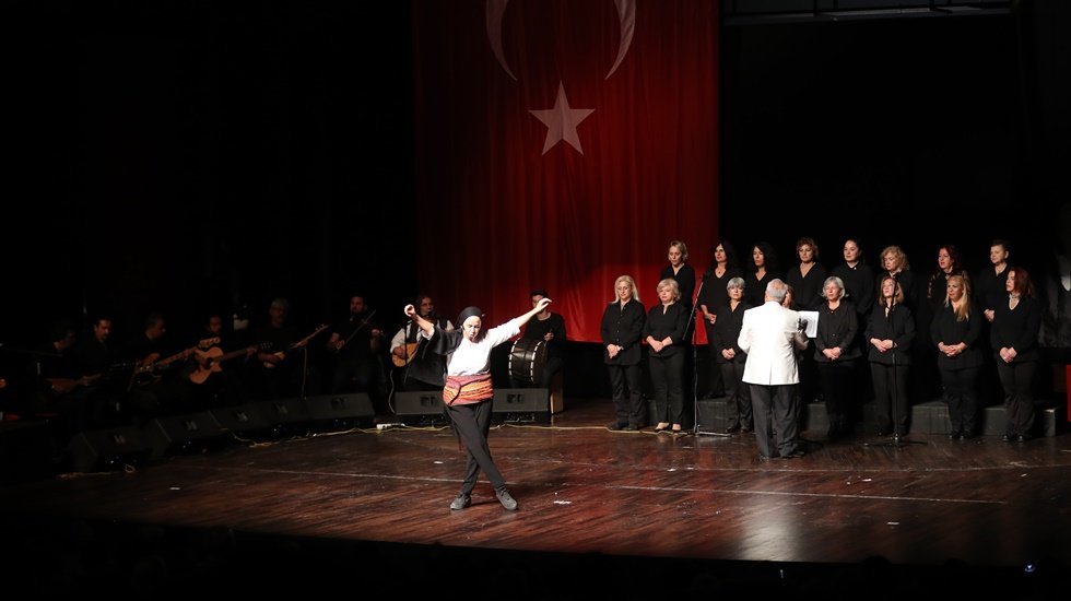 &lsquo;Payidar&rsquo; Antalyalı izleyiciyle buluştu&hellip;