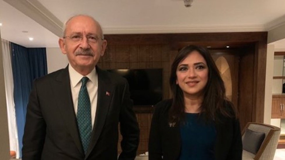 Tanju &Ouml;zcan: Kılı&ccedil;daroğlu Amberin Zaman gibi bir hainle ne g&ouml;r&uuml;şt&uuml;?