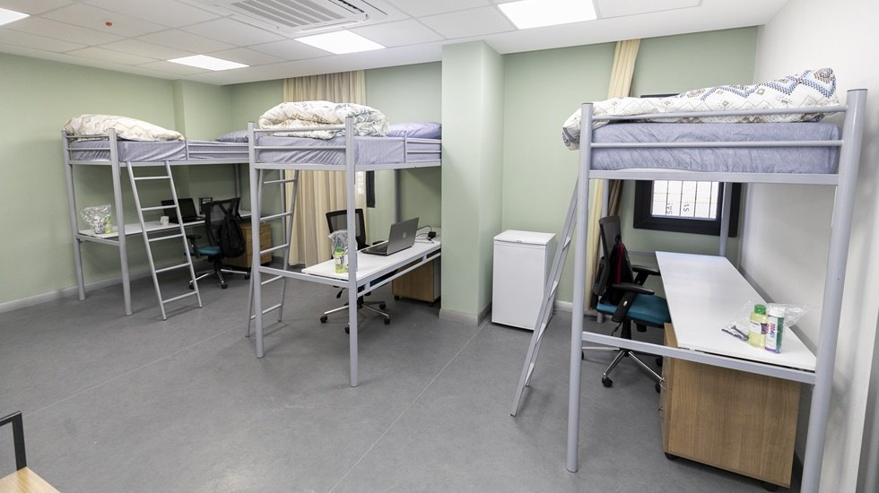 &Uuml;niversite &ouml;ğrencilerinin barınma problemine &ccedil;&ouml;z&uuml;m