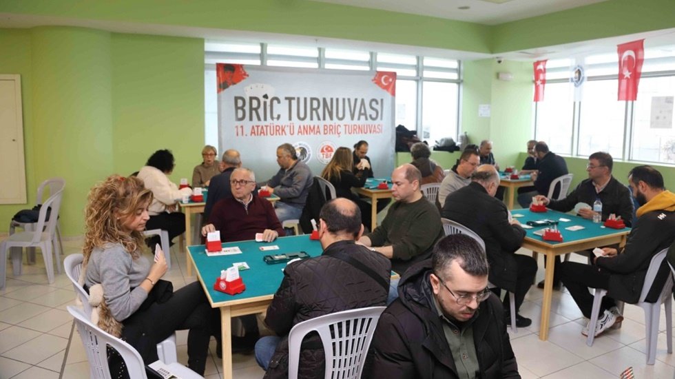 11. Atatürk’ü Anma Briç Turnuvası Kartal’da gerçekleştirildi