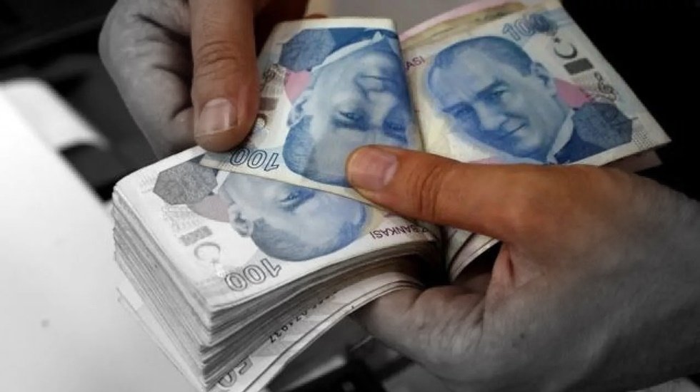 Vatandaş borç içinde yüzüyor!