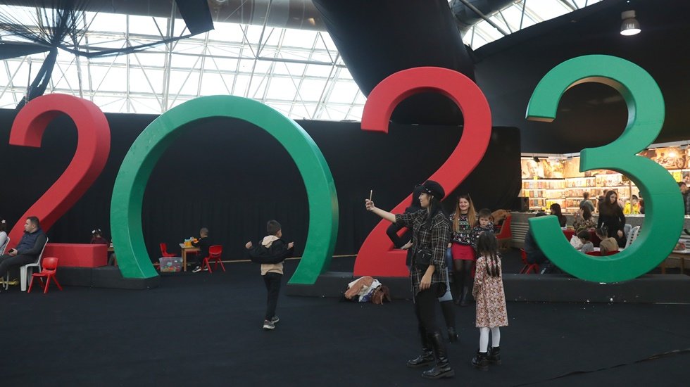 Antalya'da yılbaşı festivali başladı