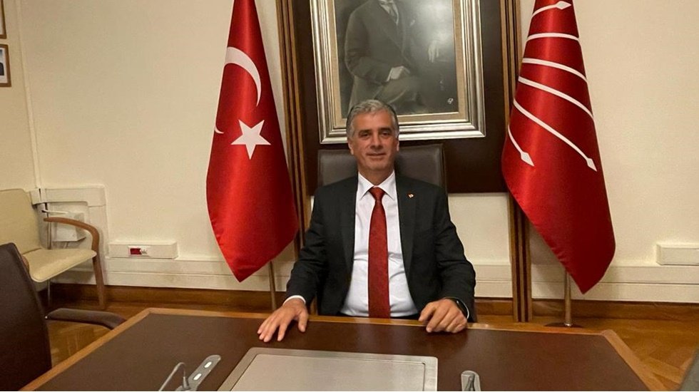 CHP&rsquo;li Cemşit: "Eski bakan, yandaş kanal gibi Millet İttifakına saldırıyor&hellip;"