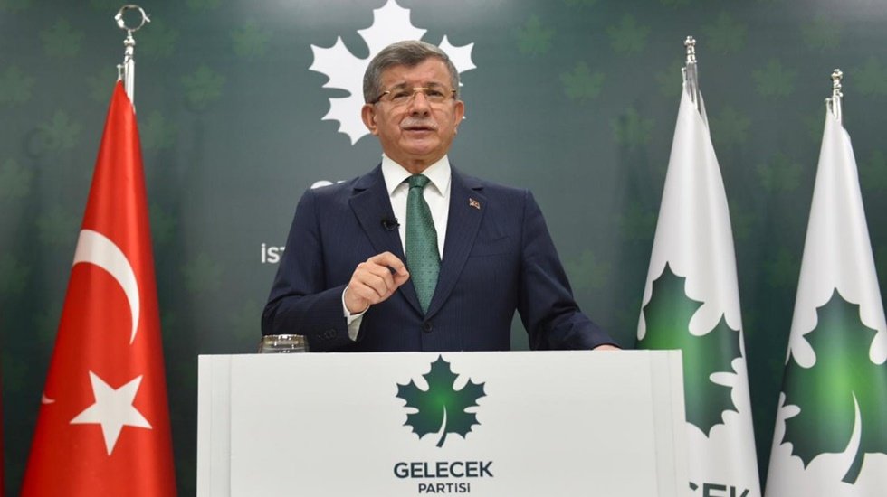 Davutoğlu&rsquo;ndan AKP'ye destek: 'Devam edin' diyeceğiz!