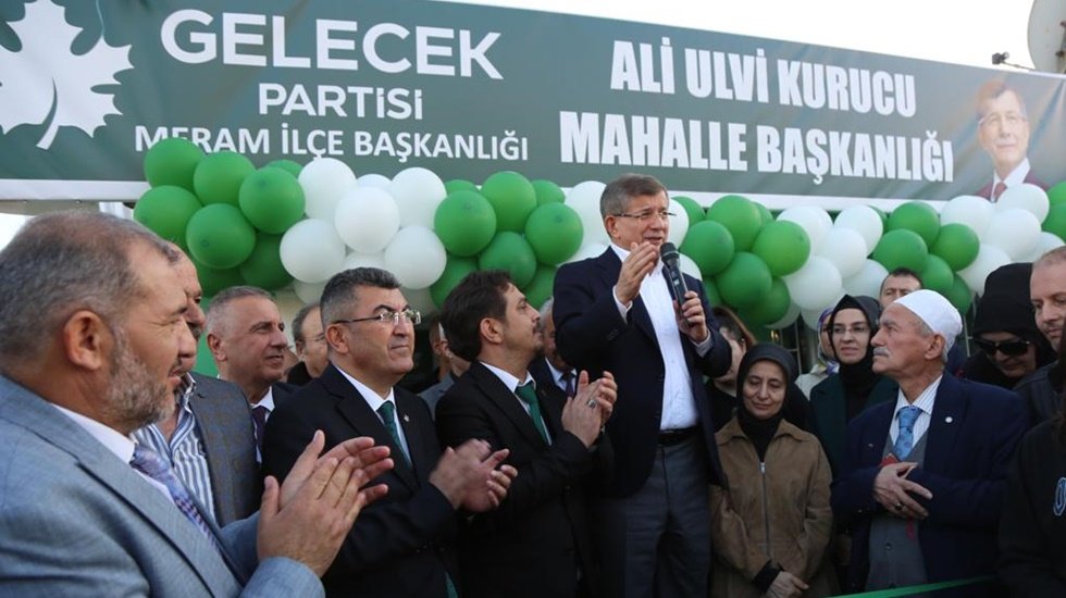 Davutoğlu'ndan se&ccedil;im startı...