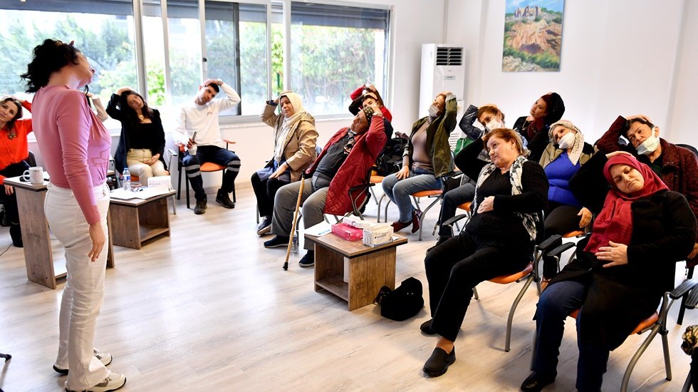 Fibromiyalji kadınları 2 kat daha fazla etkiliyor