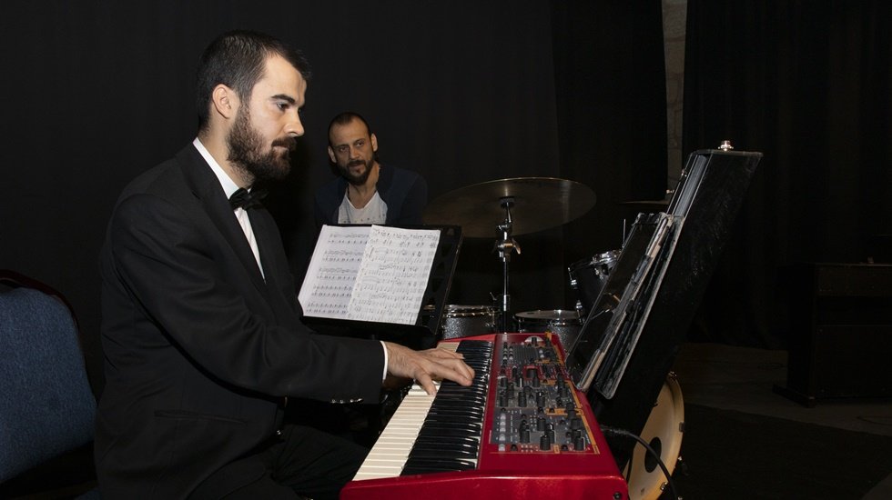 Gen&ccedil; m&uuml;zisyenler kent orkestrası ve bando i&ccedil;in yeteneklerini sergiledi