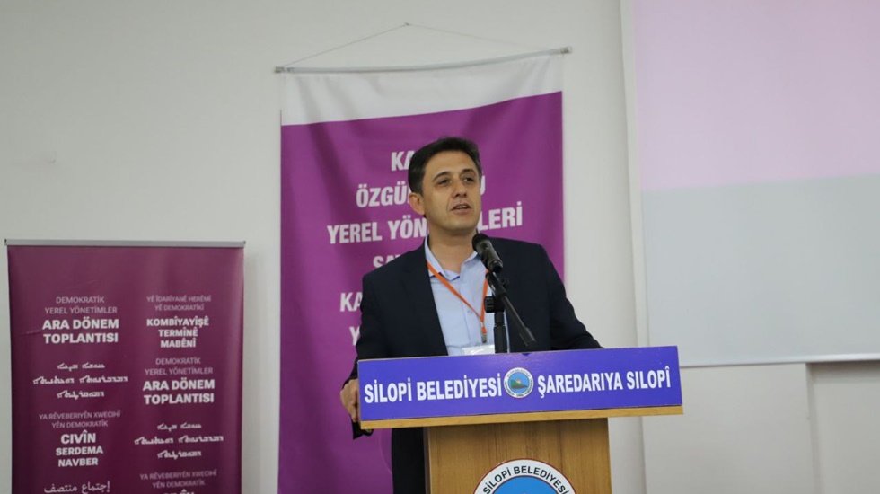 HDP, &ldquo;KHK&rsquo;ler yasallaştırılarak OHAL resmi olarak s&uuml;rd&uuml;r&uuml;l&uuml;yor&rdquo;