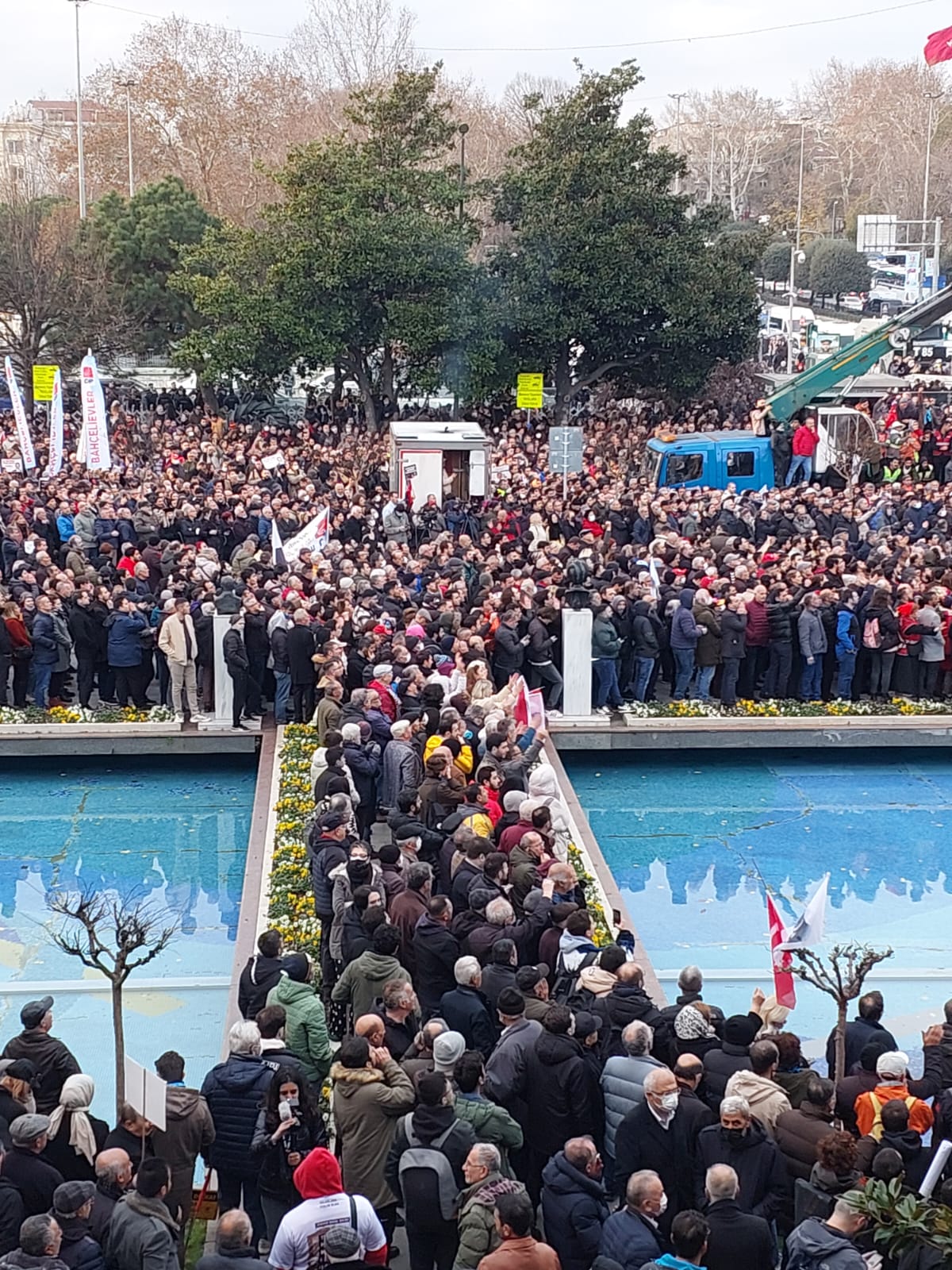 https://yenisoluk.com/uploads/2022/12/imamoğlu (8)