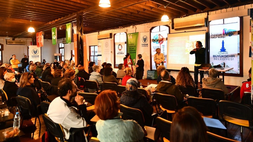 İyilik bulaşıcıdır. İzmir'de iyilik var...