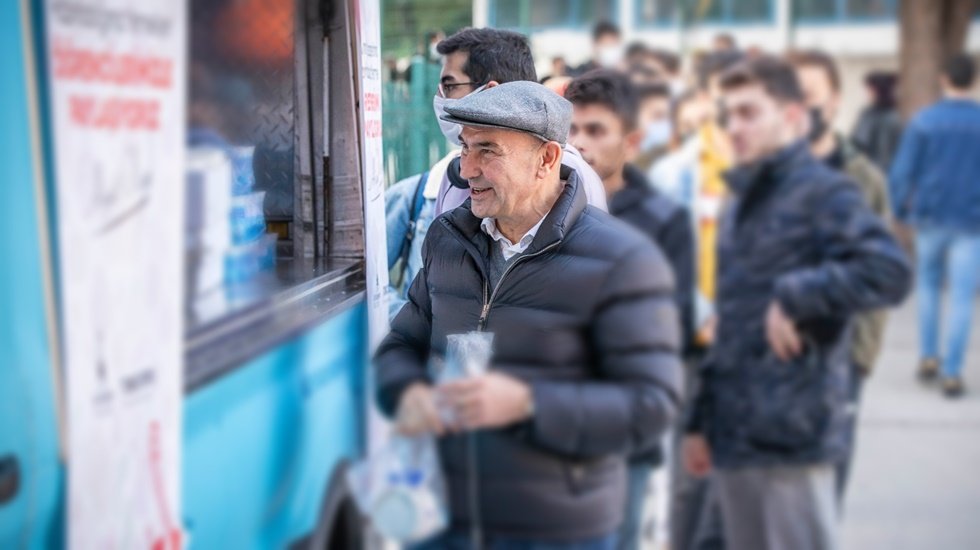 İzmir&rsquo;de İhtiya&ccedil; sahipleri i&ccedil;in &lsquo;Bereket Hareketi&rsquo; kampanyası başladı&hellip;