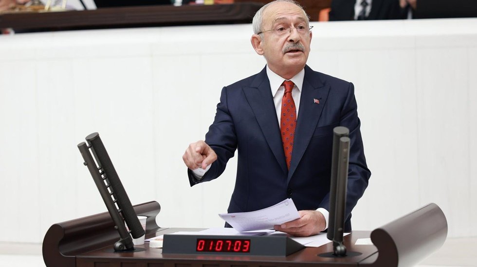 Kılı&ccedil;daroğlu: Tiranlar zorbalar giderler, oda 6 ay i&ccedil;inde gidecek!