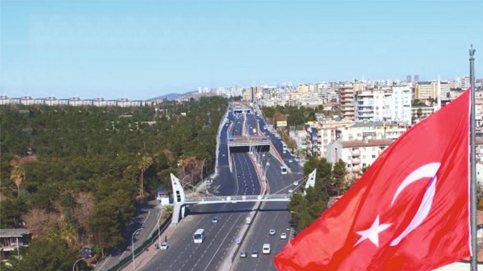 Nurettin Nebati'nin adı kavşağa verilince Urfa karıştı: "Adı &ccedil;ıkmaz sokağa verilsin"