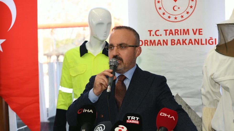 Arşiv AKP'li B&uuml;lent Turan'ın 3 yıl &ouml;nceki a&ccedil;ıklamasını unutmadı: 'İlan ediyorum, Kılı&ccedil;daroğlu aday olursa ben de adayım'