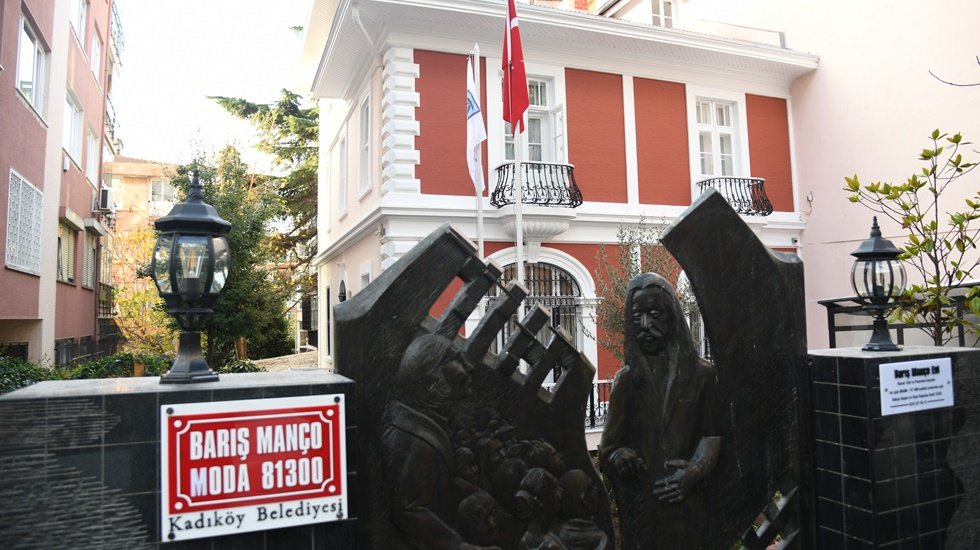 7'den 70'e herkesin sevgisini kazanan Barış Manço Kadıköy’de anılacak