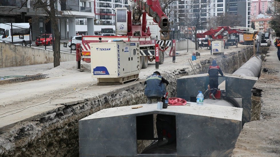 Başkentin yıllardır kangrene d&ouml;nen altyapı, kanalizasyon hattı sorunlarına neşter