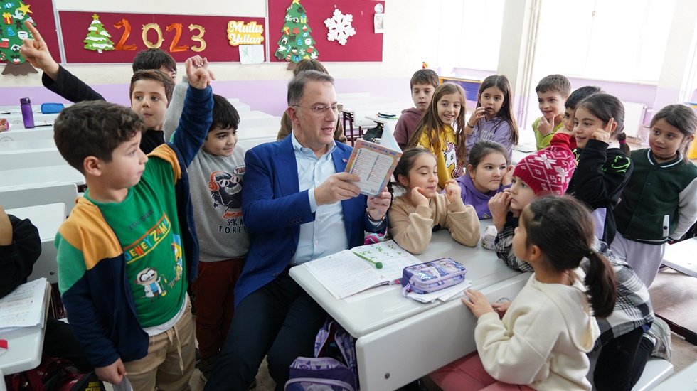 Çalık: Belediye’nin bütçesinin önemli bir kısmını çocuklarımızın eğitimi için harcıyoruz