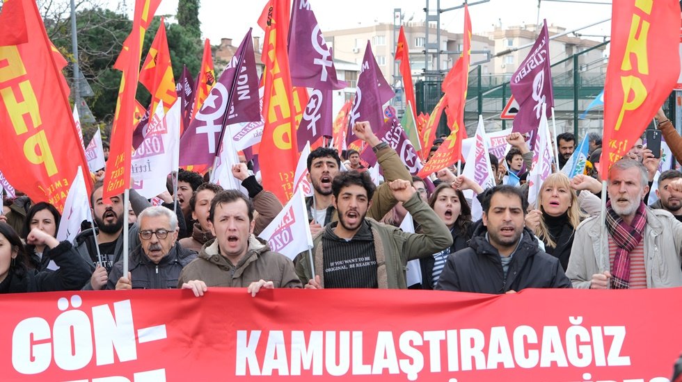 EHP&rsquo;li &Ouml;zt&uuml;rk: "Sakın unutma Erdoğan; son g&uuml;len iyi g&uuml;ler. Seni g&ouml;ndereceğiz!"