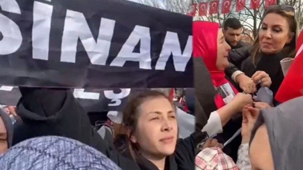 Erdoğan'ın mitinginde 'Sinan Ateş' gerginliği&hellip;