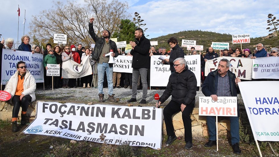 Fo&ccedil;alılar: Fo&ccedil;a&rsquo;da taş ocağı istemiyoruz!