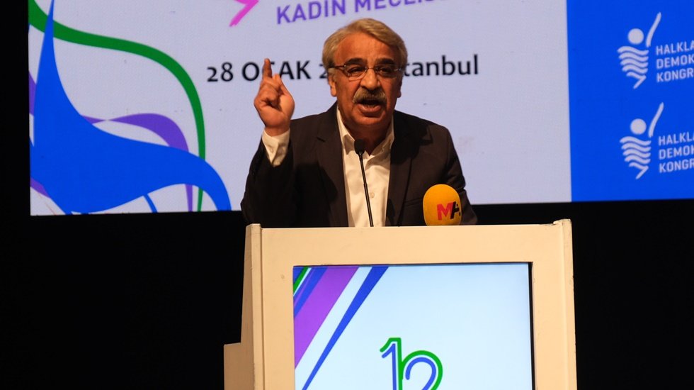 HDK Genel Kurulu sona erdi: Sancar;  "HDK yeni yaşama yol a&ccedil;ma şiarıyla kuruldu, HDP de onun i&ccedil;inden &ccedil;ıktı"