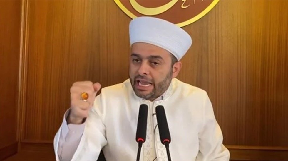 Atat&uuml;rk d&uuml;şmanı sosyal medya fenomeni imam Halil Konak&ccedil;ı 'Sapık' davasını kaybetti