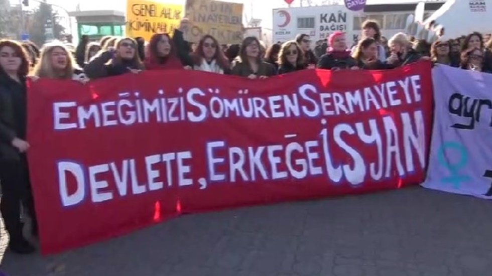 Kadınlar Kadık&ouml;y&rsquo;den haykırdı: "&Ouml;ld&uuml;r&uuml;len t&uuml;m kadınların sorumlularını biliyoruz"