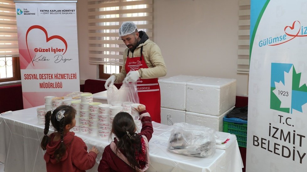 Mahalle Mutfakları hizmeti devam ediyor