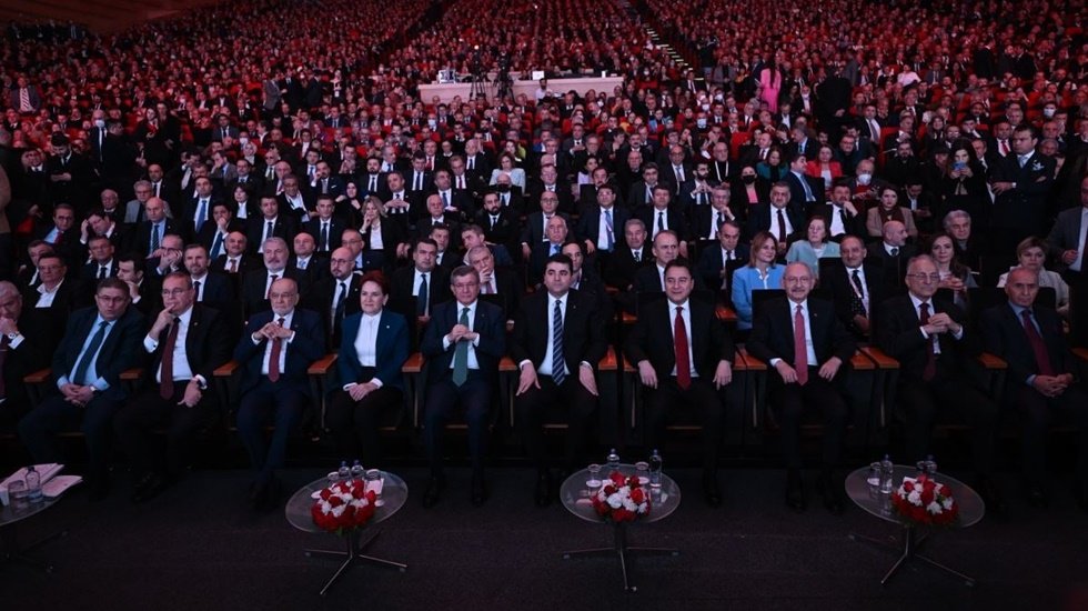 Millet ittifakı 'Ortak Politikalar Mutabakat Metni'ni a&ccedil;ıkladı...