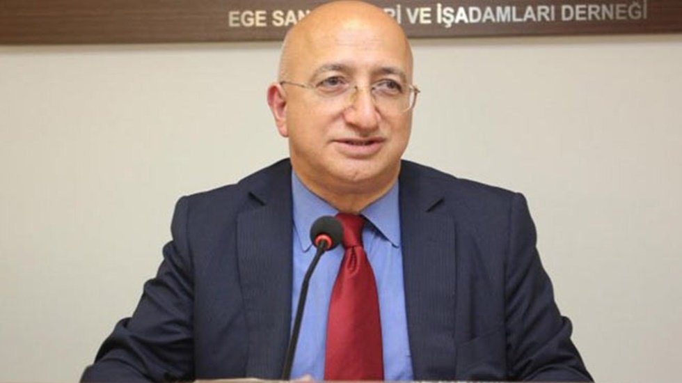 Polisten Gazeteci Vahap Munyar'a tehdit: Kendinizi vurdurmayın