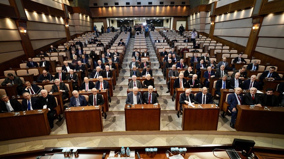T&uuml;rkiye&rsquo;nin duayen siyaset&ccedil;ilerinden İmamoğlu&rsquo;na destek ziyareti&nbsp;