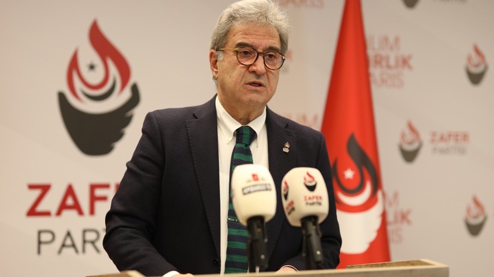 ZP&rsquo;den Masaya &ccedil;omak: Meral Hanım, T&uuml;rkl&uuml;ğ&uuml; Kaldırmak İsteyen Babacan&rsquo;la aynı masada oturuyorsunuz