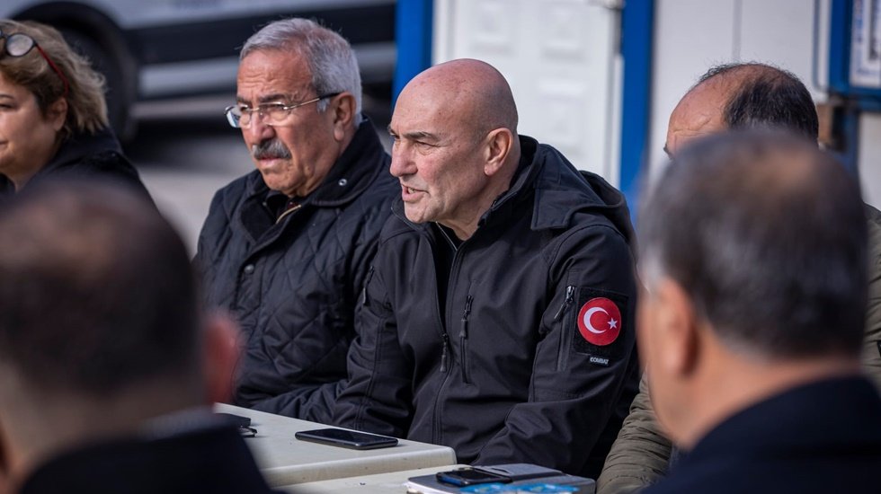 Başkan Soyer: &ldquo;Mikroskopla İzmir&rsquo;e, teleskopla T&uuml;rkiye&rsquo;nin her yerinden Osmaniye&rsquo;ye bakacağız&rdquo;