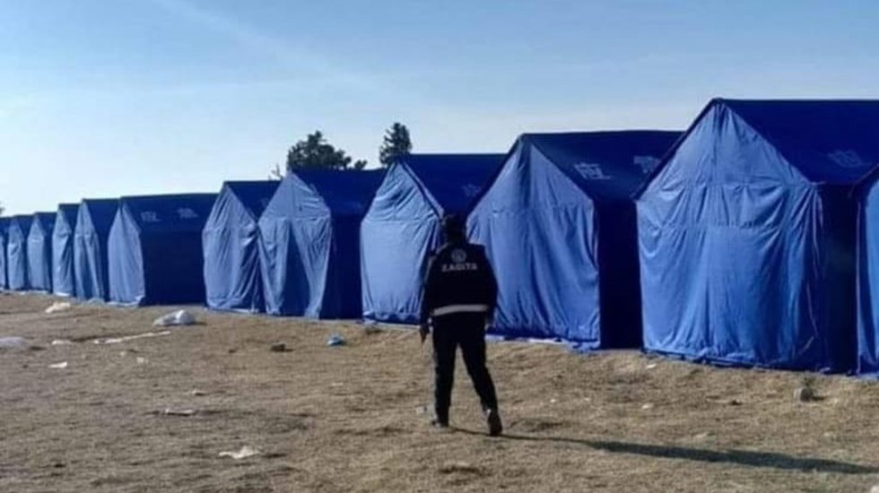 Fransız haber ajansı AFP: T&uuml;rkiye'de depremzedeler oy kullanamamaktan endişeli