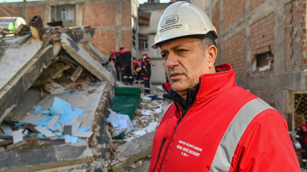 Bozkurt: Bir g&ouml;n&uuml;l k&ouml;pr&uuml;s&uuml; kurduk. Umudu b&uuml;y&uuml;teceğiz&rdquo;