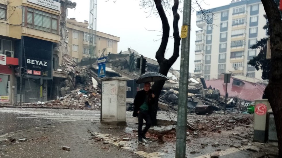 Can kaybı 2 bin 921'e y&uuml;kseldi