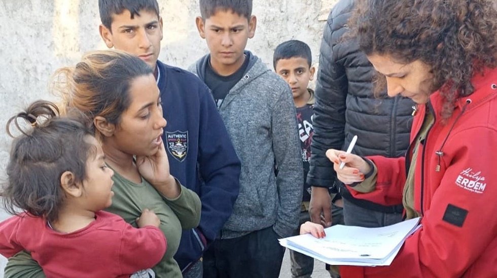 Ceyhan&rsquo;da 160 kişilik ekip ev ev dolaşıyor