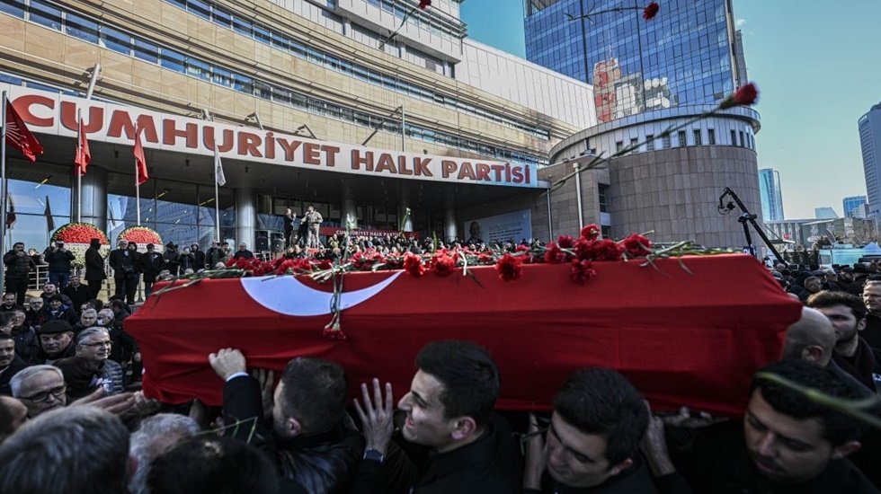Ekrem İmamoğlu ilk kez anlattı: Deniz Baykal'ın cenazesinde yaşanan skandal neydi?