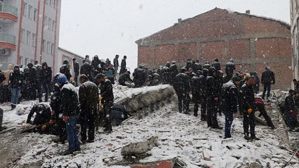 Deprem b&ouml;lgesinde hava durumu