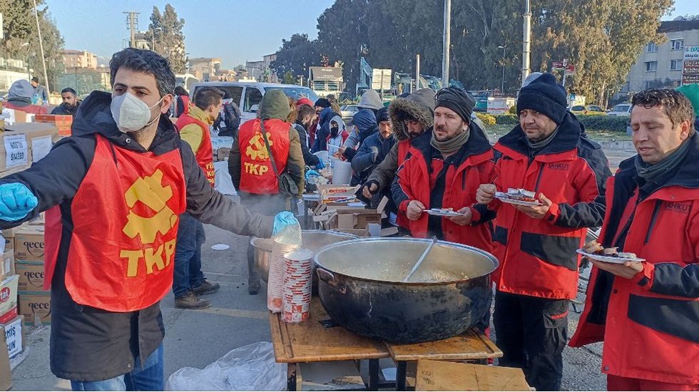 TKP: Deprem b&ouml;lgesinde AKP oyunun arttığı iddiası temelsizdir