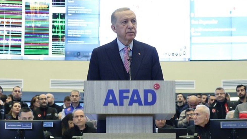 Erdoğan depreme ilişkin son durumu a&ccedil;ıkladı...