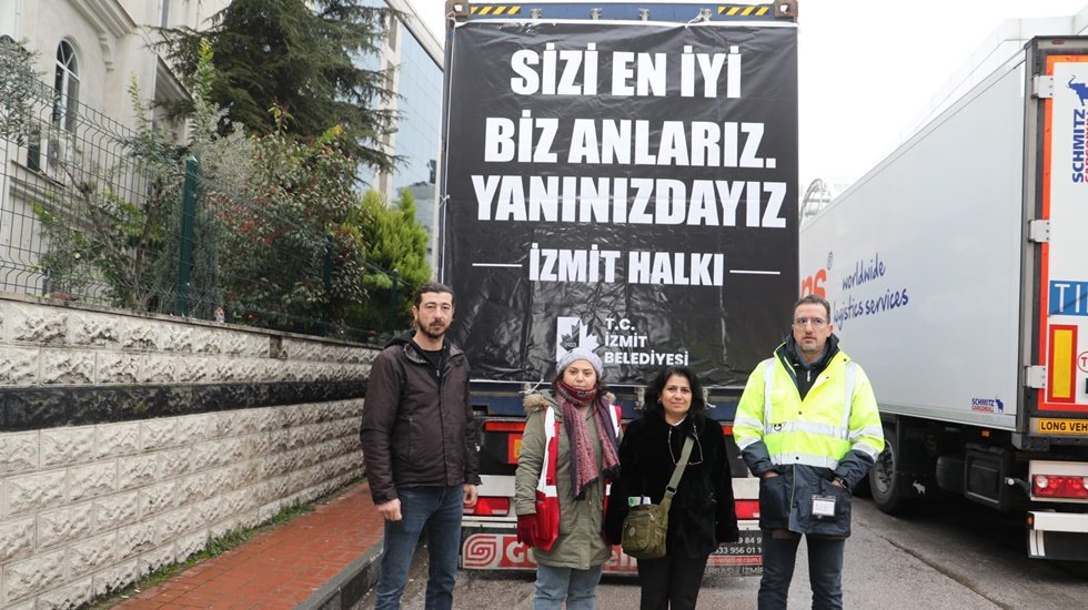 İzmit Halkının yardım ara&ccedil;larının 37&rsquo;incisi yola &ccedil;ıktı