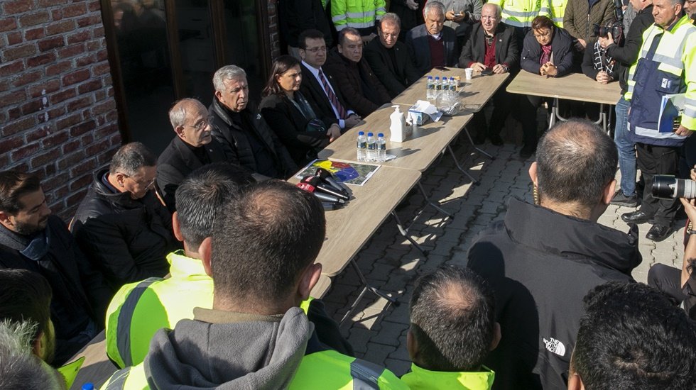 Kılı&ccedil;daroğlu: "Mersin&rsquo;in y&uuml;k&uuml; arttı.  Yaklaşık 350 bin kişilik bir n&uuml;fus akımı var..."
