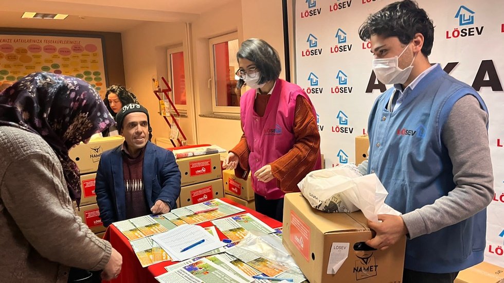 LÖSEV, kurban bağışlarını ihtiyaç sahibi hastalara ulaştırıyor