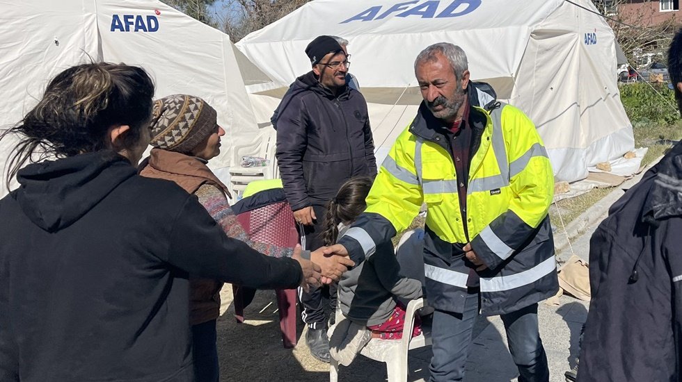 Ma&ccedil;oğlu'ndan 'enkaz kaldırmaya' tepki: "Bir felaketin ardından yeni bir felakete hayır!"