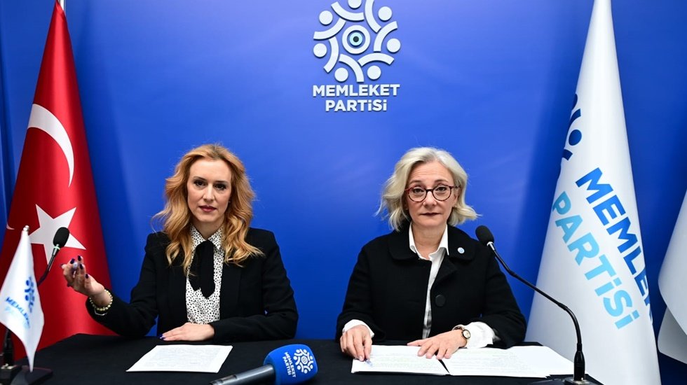 Siz devlete olan g&uuml;veni bitirdiniz! Yaptıklarınızın hesabını verip &ouml;yle gideceksiniz!