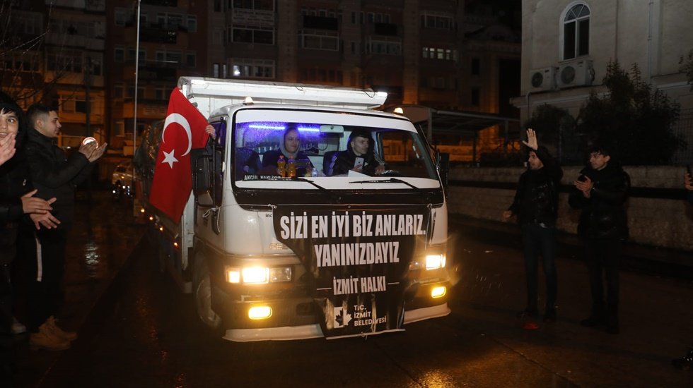 ‘Sizi En İyi Biz Anlarız’ araçlarının 42’incisi deprem bölgesine doğru uğurlandı...