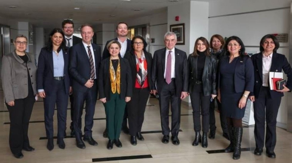 Sosyal Demokrat Alman milletvekilleri CHP Genel Merkezini ziyaret etti