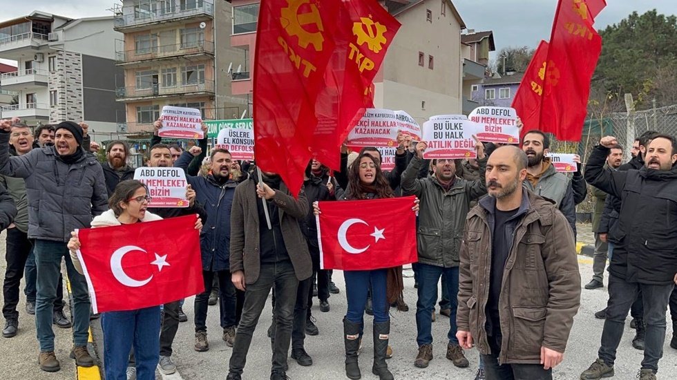 TKP'den ABD savaş gemisine karşı eylem: Bu memleket bizim!"