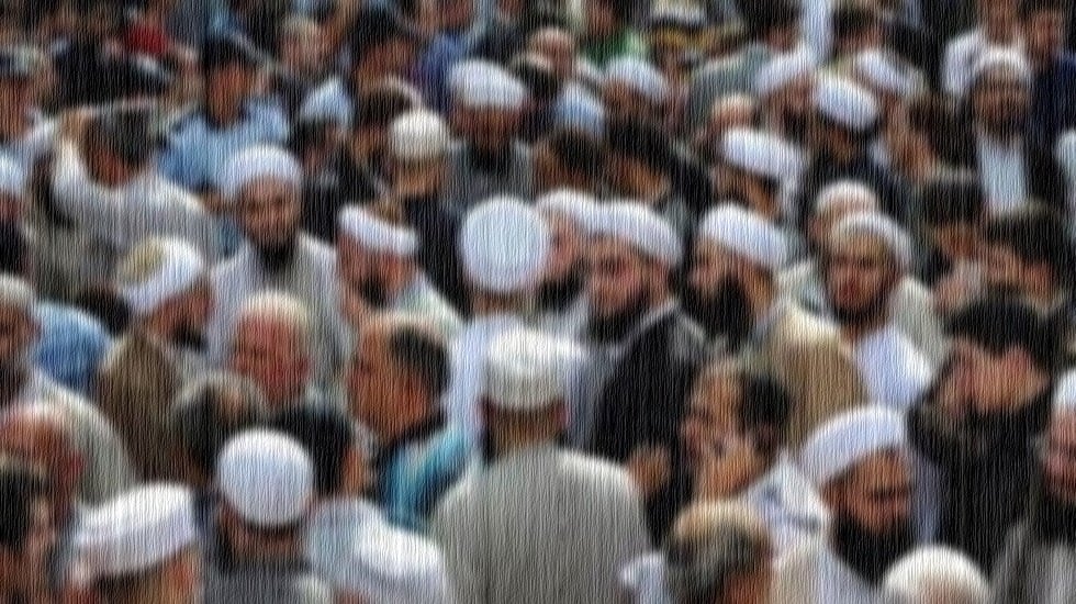 AKP'nin se&ccedil;im taktiklerinden biri de &lsquo;tarikatlarla&rsquo; iş birliği: 70 vakfa vergi kıyağı